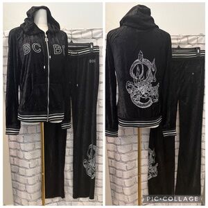 BCBG Maxazria:L Black Velour Tracksuit /Striped Trim  Dragon  Design